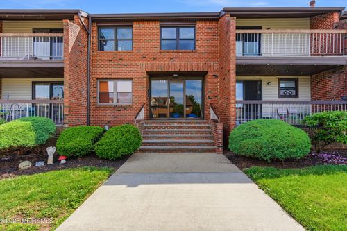 h-114 Beverly Hill Ter, Woodbridge, NJ, 07095 | Card Image