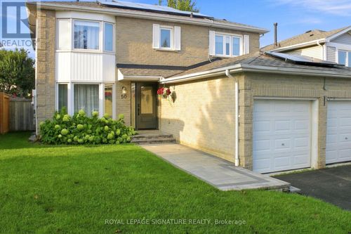 50 Lumsden Cres, Whitby, ON, L1R1G5 | Card Image