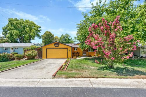3536 Day Ave, Loomis, CA, 95650-8802 | Card Image