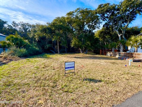 117 Camp Wyatt Court, Kure Beach, NC, 28449 | Card Image