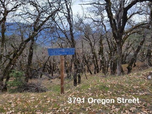 3791 Oregon St, Weaverville, CA, 96093 | Card Image