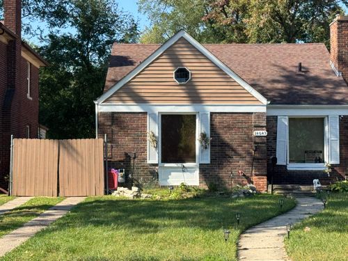14645 Longacre St, Detroit, MI, 48227-1449 | Card Image