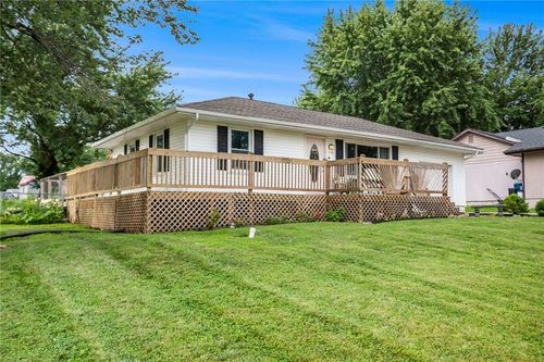 210 E Moss St, Lawson, MO, 64062-9336 | Card Image