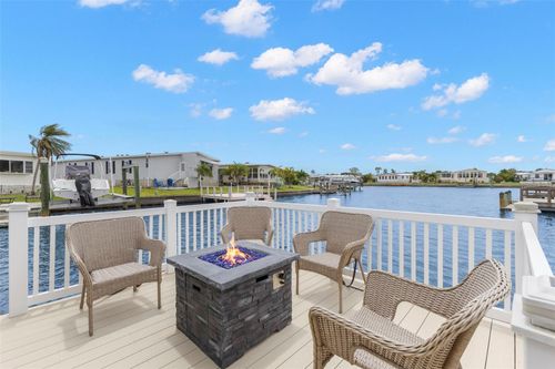 214-124 Americana Ct Ne, ST PETERSBURG, FL, 33702-6002 | Card Image