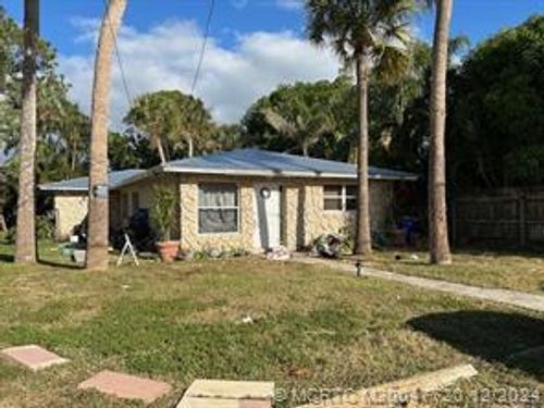 3303 Se Jefferson St, Stuart, FL, 34997-5345 | Card Image