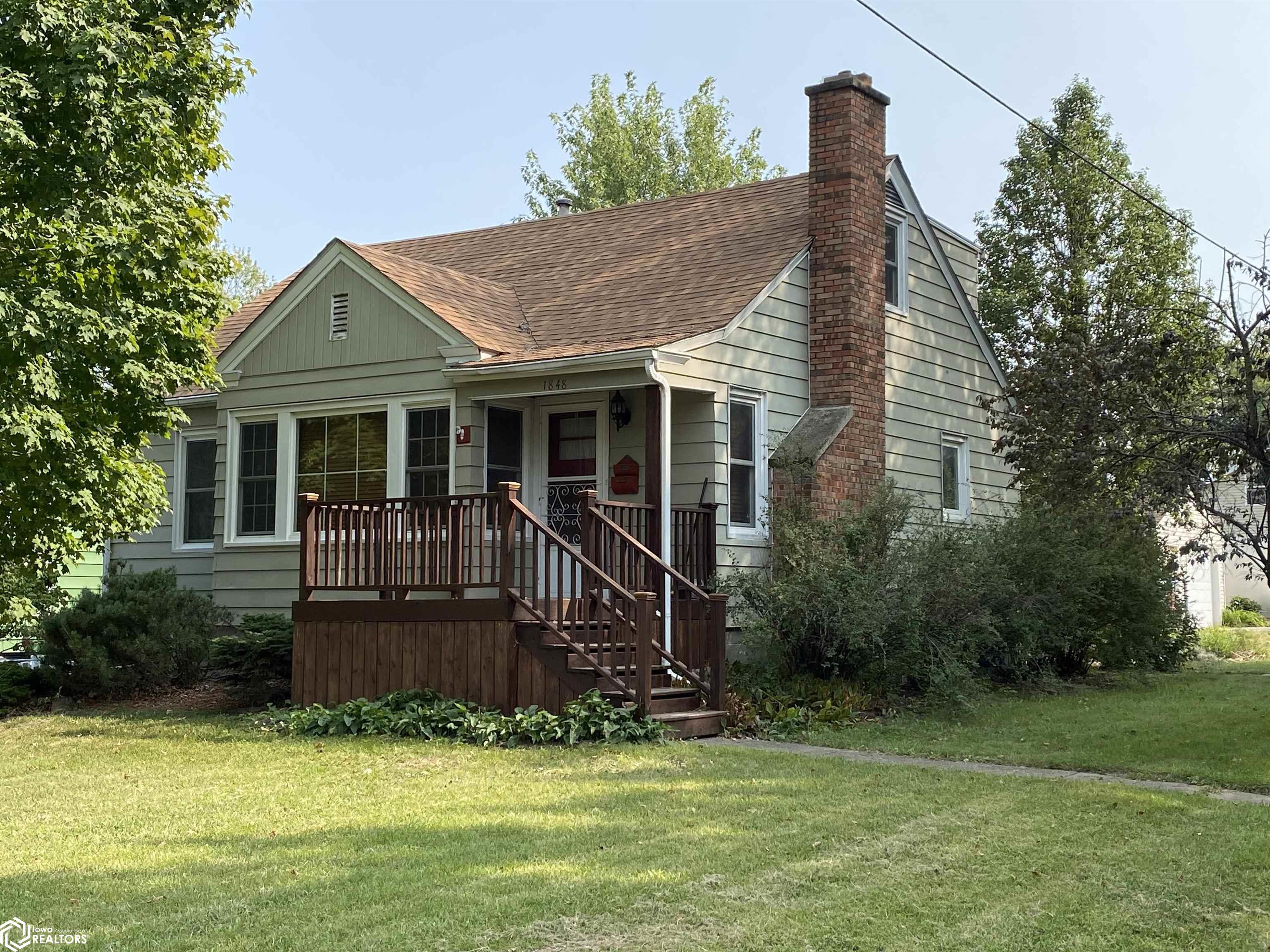 Richmond Ave, Ottumwa, IA 52501