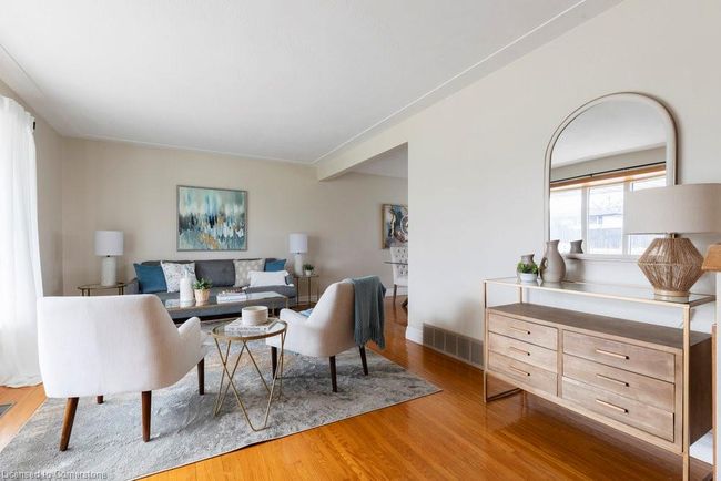 7 Jeanette St, House other with 4 bedrooms, 2 bathrooms and 7 parking in Hamilton ON | Image 11
