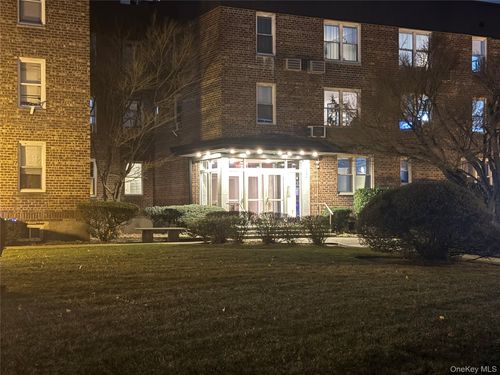 apt-7c-530 Dubois Ave, Valley Stream, NY, 11581-3202 | Card Image