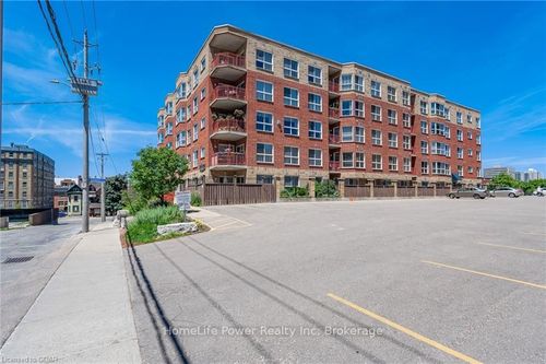 506-20 St George St, Kitchener, ON, N2G2S7 | Card Image