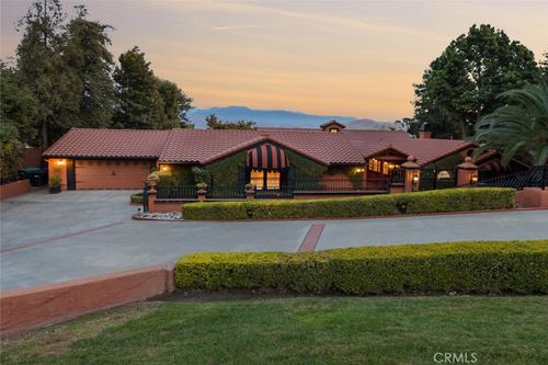 335 High Sierra Dr, Exeter, CA, 93221-9505 | Card Image