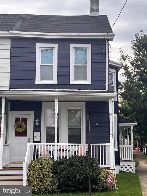 Oliver St, Bordentown, NJ 08505