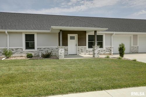 2811 N 23rd St, Quincy, IL, 62305-9074 | Card Image