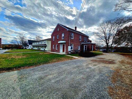 51 Maple St, Killingly, CT, 06239-2765 | Card Image