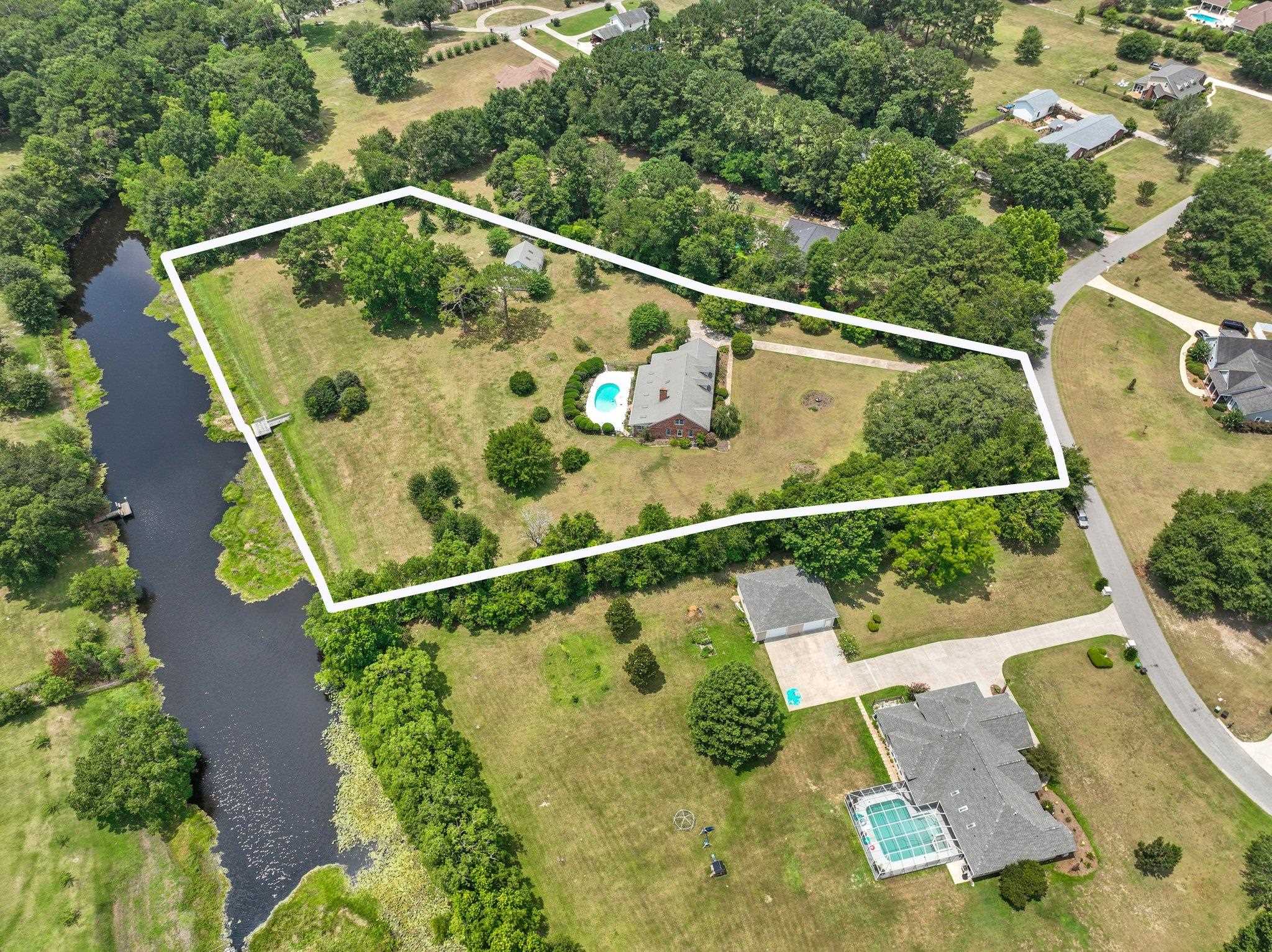 Vineyard Way, Tallahassee, FL 32317