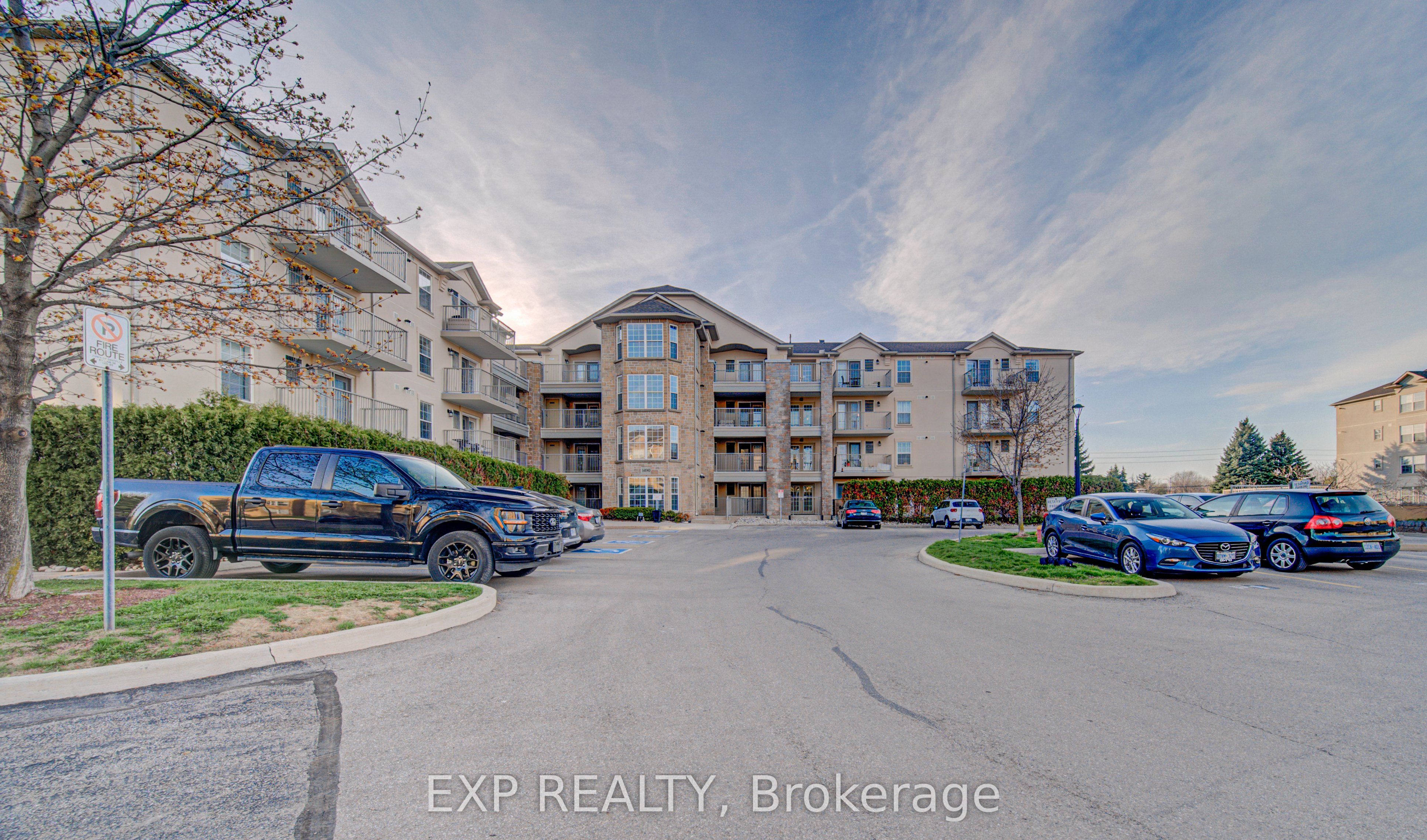 Residential in Oakville 4