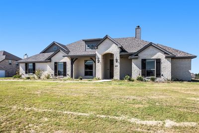 208 Marshall Drive, House other with 4 bedrooms, 3 bathrooms and null parking in Springtown TX | Image 3