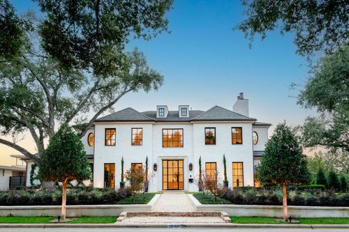3701 Eastledge Dr, Austin, TX, 78731-5813 | Card Image