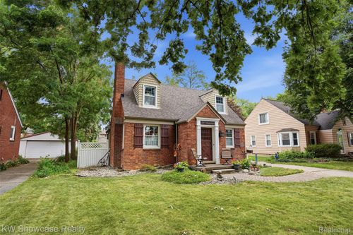 2071 Dorothea Rd, Berkley, MI, 48072-1870 | Card Image