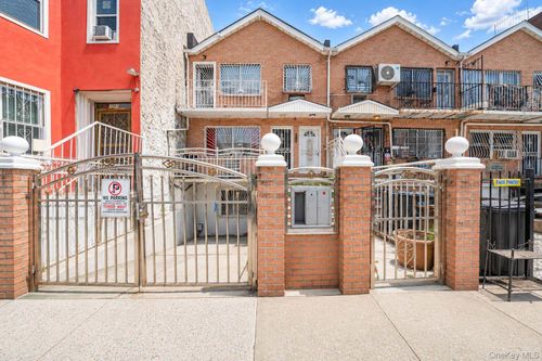 1090 Hancock St, Brooklyn, NY, 11221-7760 | Card Image