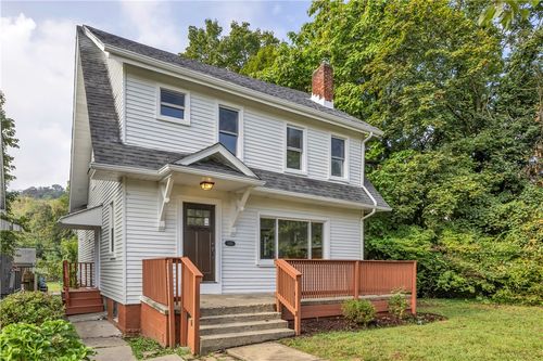 1430 Ridge Ave, Coraopolis, PA, 15108-2046 | Card Image