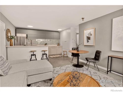 apt-3d-850 W Moorhead Cir, Boulder, CO, 80305-6128 | Card Image