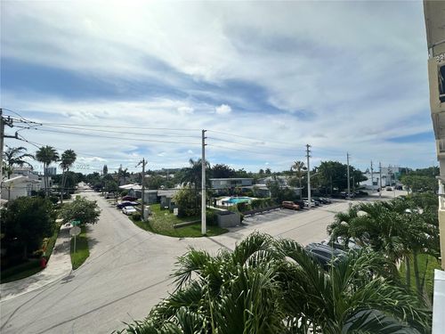 apt-304-900 Ne 18th Ave, Fort Lauderdale, FL, 33304-3051 | Card Image