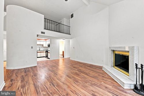 19-1504 N Broom St, WILMINGTON, DE, 19806-3048 | Card Image