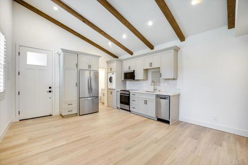 329 D St, Ramona, CA, 92065-2438 | Card Image