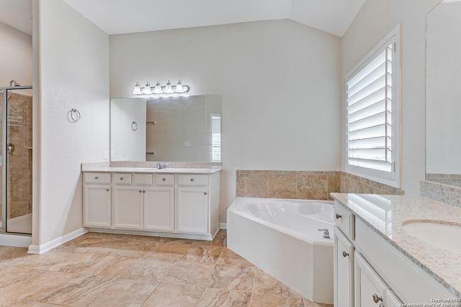 10302 Cima Vis, House other with 4 bedrooms, 7 bathrooms and null parking in Helotes TX | Image 19