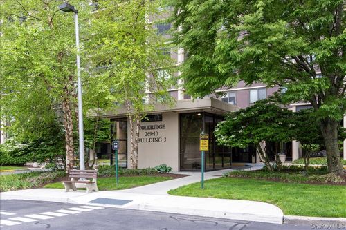 1c-269-10 Grand Central Parkway, New York, NY, 11005 | Card Image