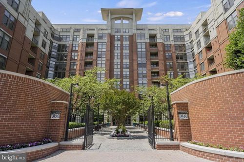 apt-812-1021 N Garfield St, ARLINGTON, VA, 22201-2581 | Card Image