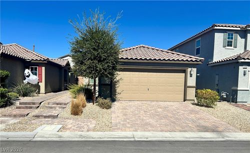6594 Secret Grove Ave, Las Vegas, NV, 89130-4925 | Card Image