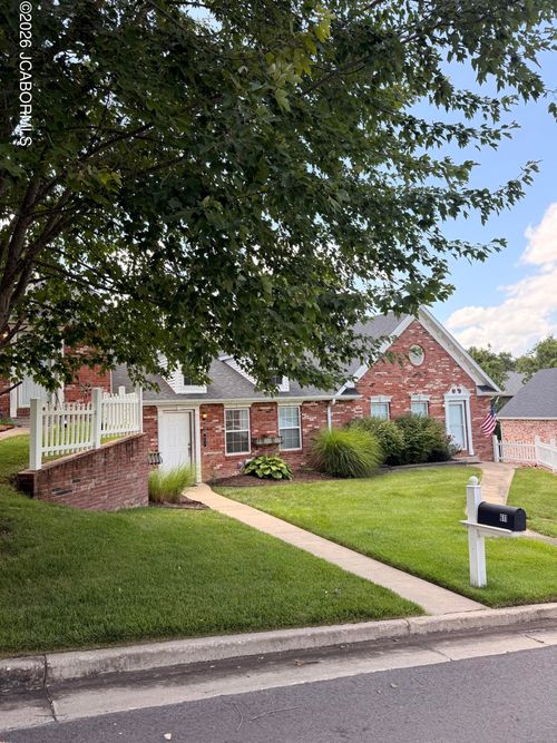 611 Buckskin Dr, Jefferson City, MO, 65109-6587 | Card Image