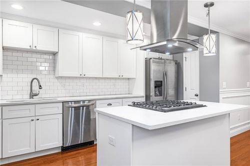 unit-103-7 Mount Hope Ave, Providence, RI, 02906-6600 | Card Image