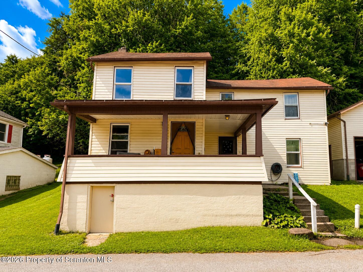 Residential in Weatherly 3