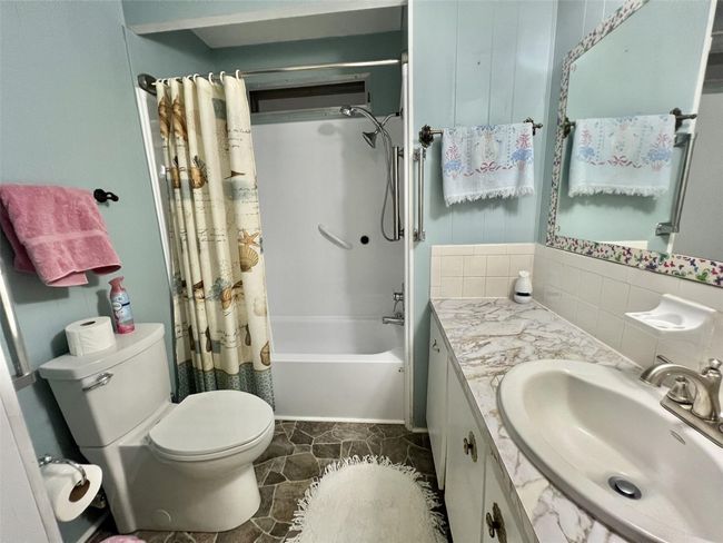 424 Hawthorne Blvd, House other with 2 bedrooms, 2 bathrooms and null parking in LEESBURG FL | Image 43