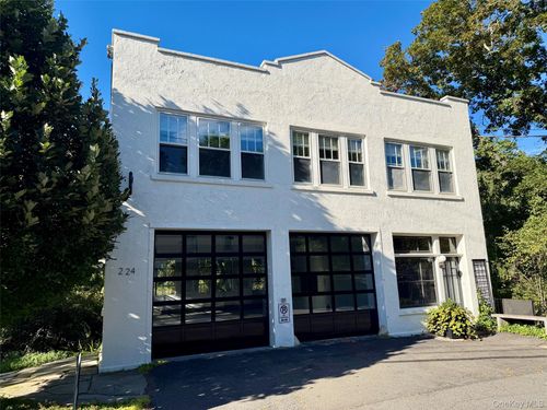 2a-224 Main St, Germantown, NY, 12526-5358 | Card Image