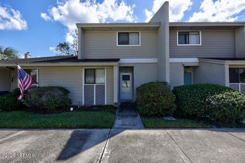 2132-3801 Crown Point Rd, Jacksonville, FL, 32257-7804 | Card Image