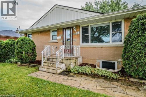 main-16 Huntington Ave, Hamilton, ON, L8T1X6 | Card Image