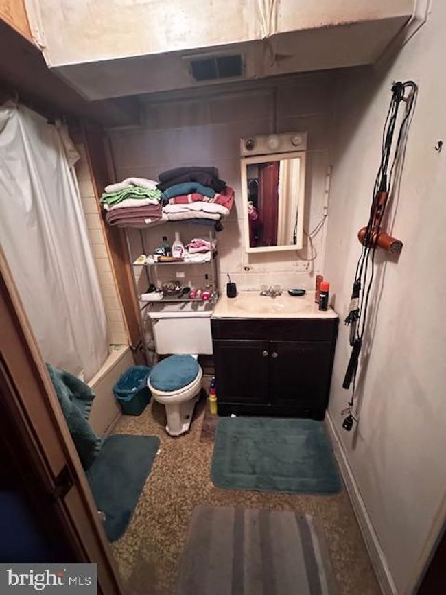 901 Walnut St, House other with 5 bedrooms, 2 bathrooms and null parking in ROARING SPRING PA | Image 42