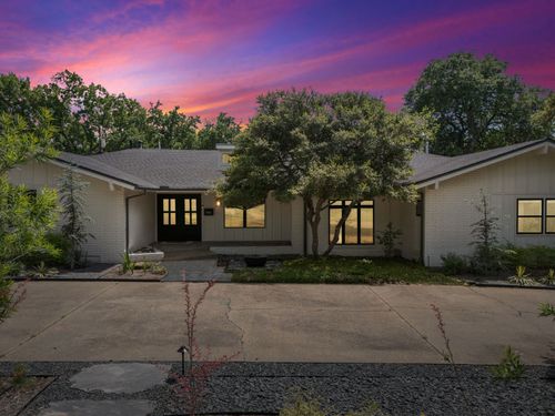 7424 Stonecrest Dr, Dallas, TX, 75254-2747 | Card Image