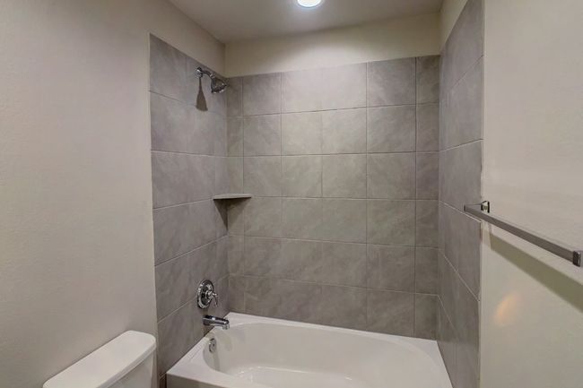 Full bath with shower combination and toilet | Image 18
