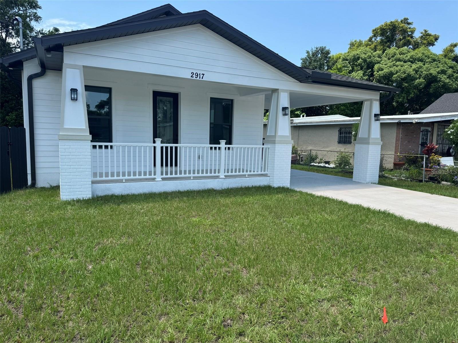 21st Ave, Tampa, FL 33605