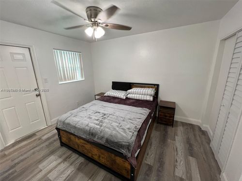 b-2744 Nw 13th St, Fort Lauderdale, FL, 33311-5228 | Card Image