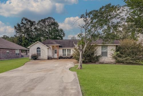 2715 Lake Breeze Ln, Crosby, TX, 77532-7205 | Card Image
