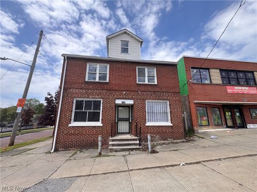 4106 Lee Rd, Cleveland, OH, 44128-2179 | Card Image