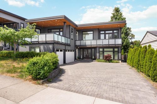 15721 Roper Ave, White Rock, BC, V4B2H1 | Card Image