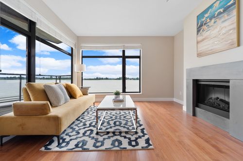 311-14300 Riverport Way, Richmond, BC, V6W0A4 | Card Image