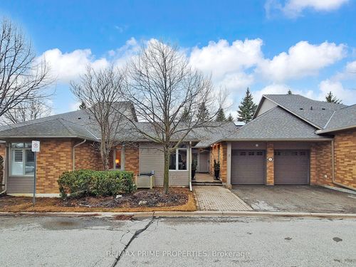 4 Colleen Bay Way, Markham, ON, L6E1B4 | Card Image