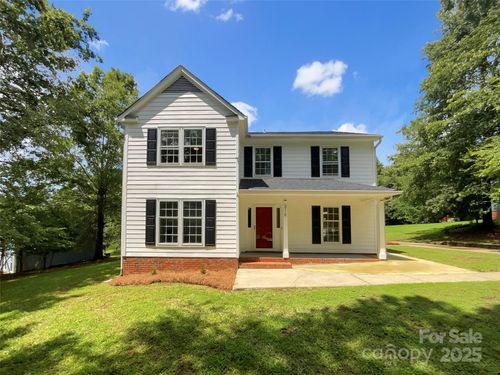 316 Epperstone Ln, Matthews, NC, 28105-5604 | Card Image